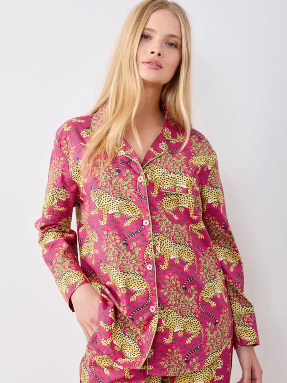 Print Fresh Bagheera Vibrant Pink Leopard Print Button-Up Sleep Shirt Small